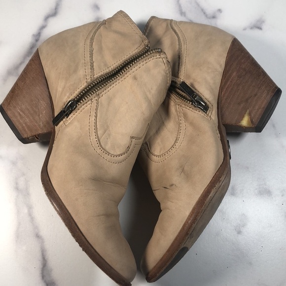 FRYE REINA Western Ankle Side Zip Bootie Neutral Leather, Size 7.5M - Picture 11 of 14